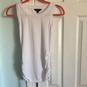 Simply Vera Vera Wang Classic White Tank Top